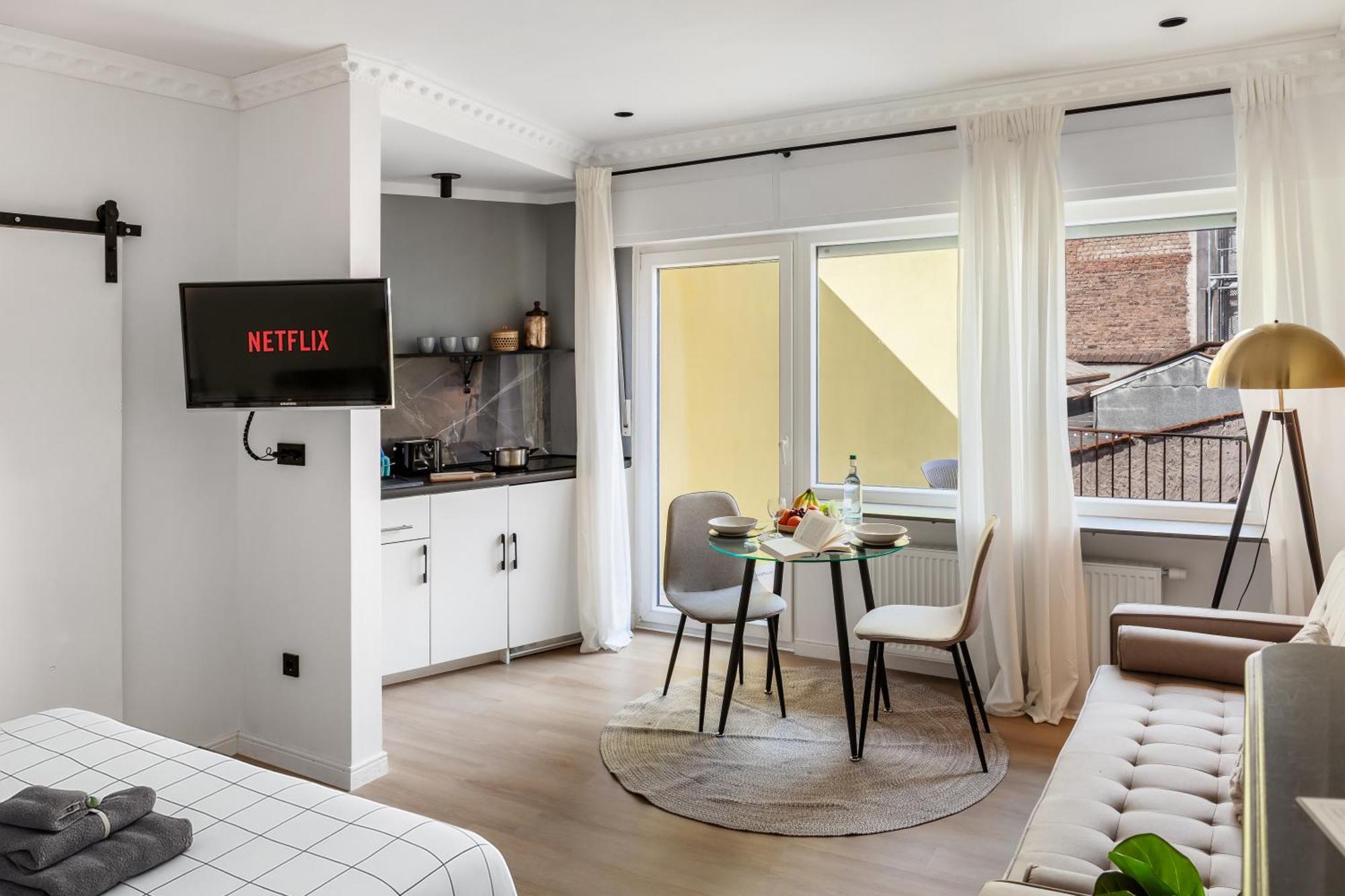 Modern I Cosy &